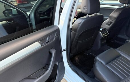 Skoda Superb III рестайлинг, 2018 год, 1 949 000 рублей, 9 фотография