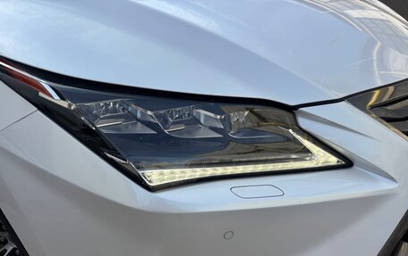 Lexus RX IV рестайлинг, 2017 год, 3 697 000 рублей, 2 фотография