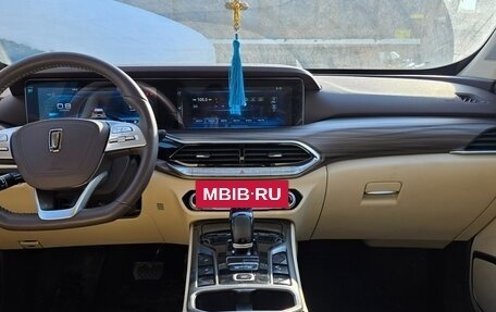 FAW Bestune T77, 2022 год, 1 840 000 рублей, 9 фотография