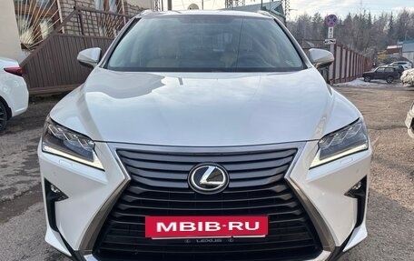 Lexus RX IV рестайлинг, 2017 год, 3 697 000 рублей, 4 фотография
