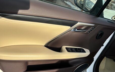 Lexus RX IV рестайлинг, 2017 год, 3 697 000 рублей, 21 фотография