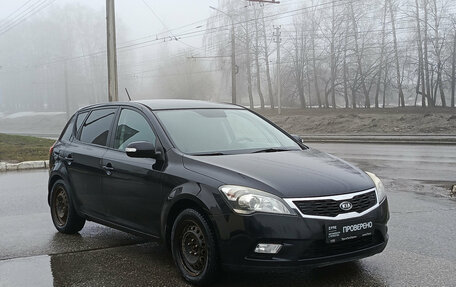 KIA cee'd I рестайлинг, 2011 год, 850 000 рублей, 3 фотография