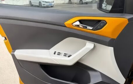 Volkswagen T-Cross I, 2022 год, 1 650 000 рублей, 12 фотография