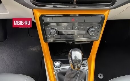 Volkswagen T-Cross I, 2022 год, 1 650 000 рублей, 13 фотография