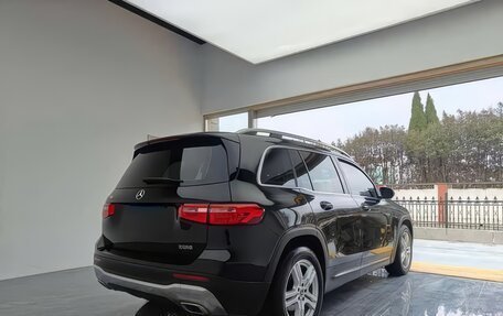 Mercedes-Benz GLB, 2022 год, 3 000 000 рублей, 4 фотография