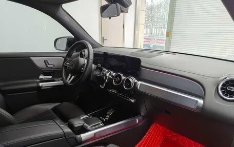 Mercedes-Benz GLB, 2022 год, 3 000 000 рублей, 12 фотография