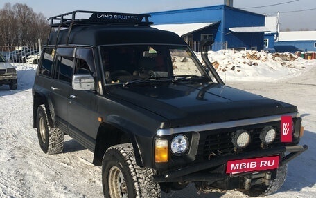 Nissan Safari IV, 1993 год, 690 000 рублей, 2 фотография