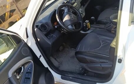 Toyota RAV4, 2012 год, 900 000 рублей, 3 фотография