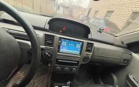 Nissan X-Trail, 2004 год, 600 000 рублей, 11 фотография
