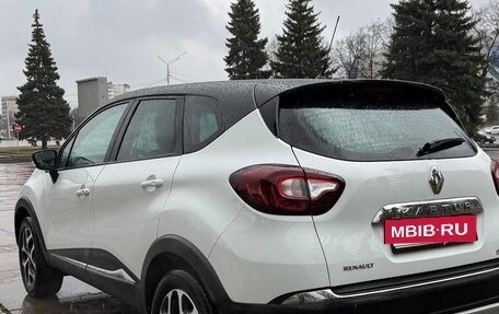 Renault Kaptur I рестайлинг, 2017 год, 1 399 990 рублей, 6 фотография