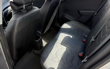 Hyundai Solaris II рестайлинг, 2012 год, 550 000 рублей, 6 фотография