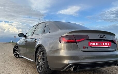 Audi A4, 2014 год, 1 600 000 рублей, 4 фотография