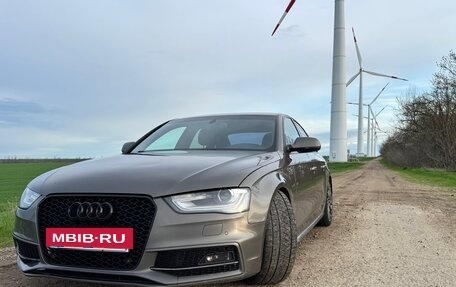 Audi A4, 2014 год, 1 600 000 рублей, 10 фотография