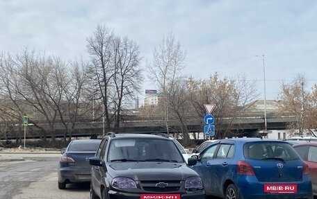 Chevrolet Niva I рестайлинг, 2016 год, 645 000 рублей, 3 фотография