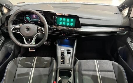 Volkswagen Golf VIII, 2023 год, 2 120 000 рублей, 6 фотография