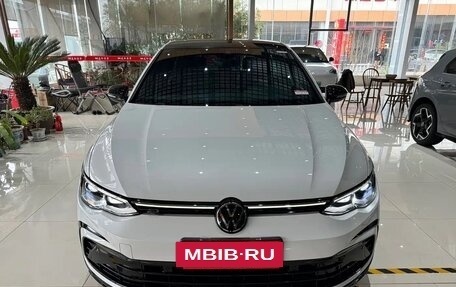 Volkswagen Golf VIII, 2023 год, 2 120 000 рублей, 2 фотография