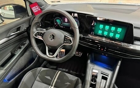 Volkswagen Golf VIII, 2023 год, 2 120 000 рублей, 7 фотография