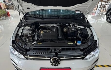 Volkswagen Golf VIII, 2023 год, 2 120 000 рублей, 4 фотография