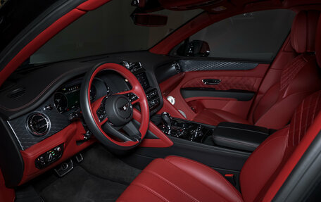 Bentley Bentayga I, 2020 год, 21 000 000 рублей, 15 фотография