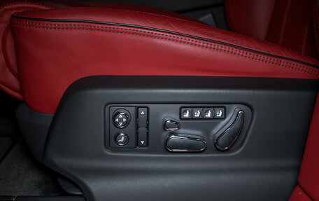 Bentley Bentayga I, 2020 год, 21 000 000 рублей, 19 фотография