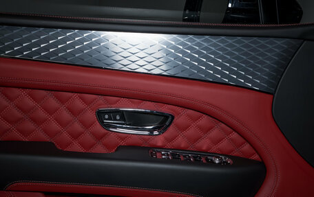 Bentley Bentayga I, 2020 год, 21 000 000 рублей, 20 фотография