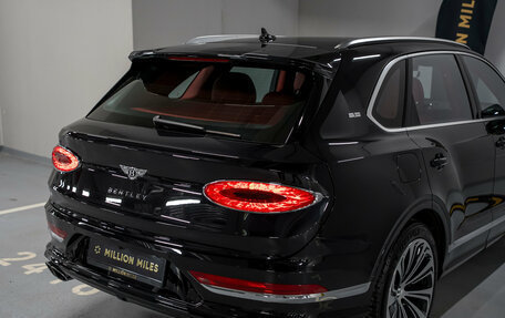 Bentley Bentayga I, 2020 год, 21 000 000 рублей, 10 фотография