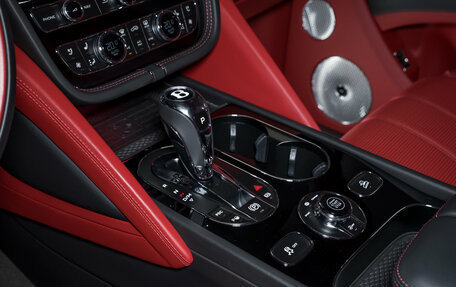 Bentley Bentayga I, 2020 год, 21 000 000 рублей, 23 фотография