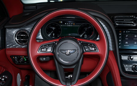 Bentley Bentayga I, 2020 год, 21 000 000 рублей, 37 фотография