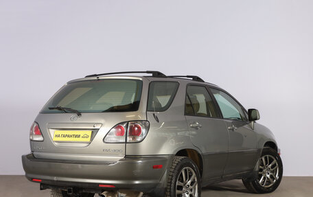 Lexus RX IV рестайлинг, 2000 год, 1 099 000 рублей, 5 фотография