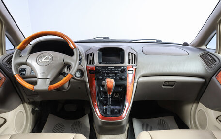 Lexus RX IV рестайлинг, 2000 год, 1 099 000 рублей, 12 фотография