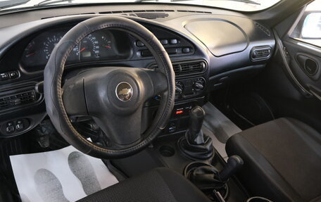 Chevrolet Niva I рестайлинг, 2013 год, 589 000 рублей, 11 фотография