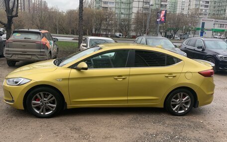 Hyundai Elantra VI рестайлинг, 2017 год, 1 100 000 рублей, 3 фотография