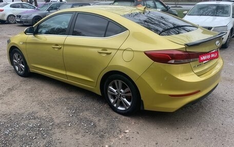 Hyundai Elantra VI рестайлинг, 2017 год, 1 100 000 рублей, 4 фотография