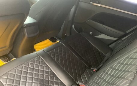 Hyundai Elantra VI рестайлинг, 2017 год, 1 100 000 рублей, 11 фотография