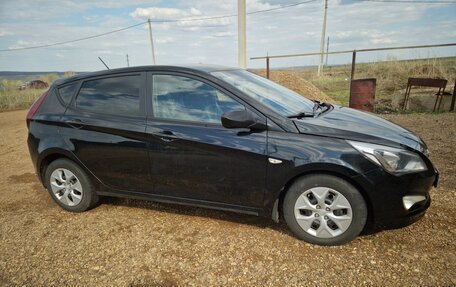 Hyundai Solaris II рестайлинг, 2016 год, 999 999 рублей, 3 фотография