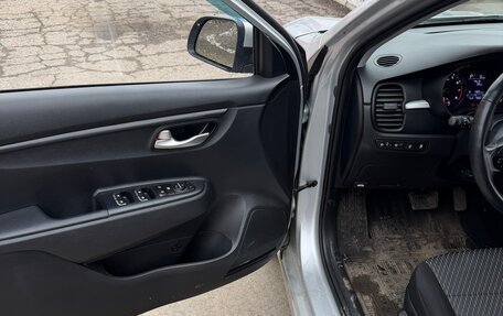 KIA Rio IV, 2020 год, 1 549 000 рублей, 3 фотография