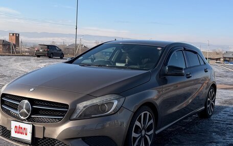 Mercedes-Benz A-Класс, 2013 год, 1 050 000 рублей, 5 фотография