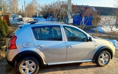 Renault Sandero I, 2014 год, 650 000 рублей, 4 фотография