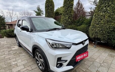 Toyota Raize I, 2021 год, 1 500 000 рублей, 3 фотография