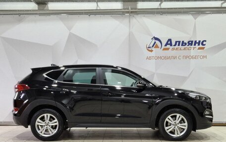 Hyundai Tucson III, 2017 год, 2 100 000 рублей, 2 фотография