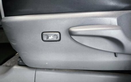 Toyota Land Cruiser Prado 150 рестайлинг 2, 2011 год, 2 540 000 рублей, 21 фотография