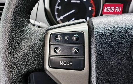 Toyota Land Cruiser Prado 150 рестайлинг 2, 2011 год, 2 540 000 рублей, 12 фотография