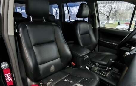 Toyota Land Cruiser Prado 150 рестайлинг 2, 2011 год, 2 540 000 рублей, 26 фотография