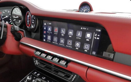 Porsche 911, 2022 год, 18 600 000 рублей, 13 фотография