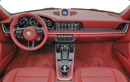 Porsche 911, 2022 год, 18 600 000 рублей, 17 фотография