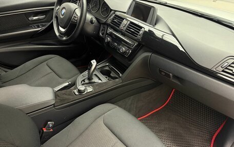 BMW 3 серия, 2015 год, 1 849 000 рублей, 14 фотография