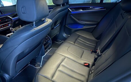 BMW 5 серия, 2018 год, 3 090 000 рублей, 14 фотография