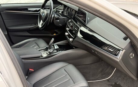 BMW 5 серия, 2018 год, 3 090 000 рублей, 20 фотография