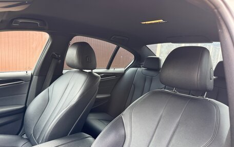 BMW 5 серия, 2018 год, 3 090 000 рублей, 24 фотография