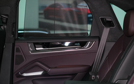 Porsche Cayenne III, 2025 год, 22 327 800 рублей, 28 фотография